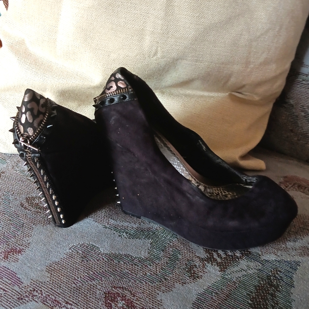 Gianni Bini size 7.5 to 7 high heels